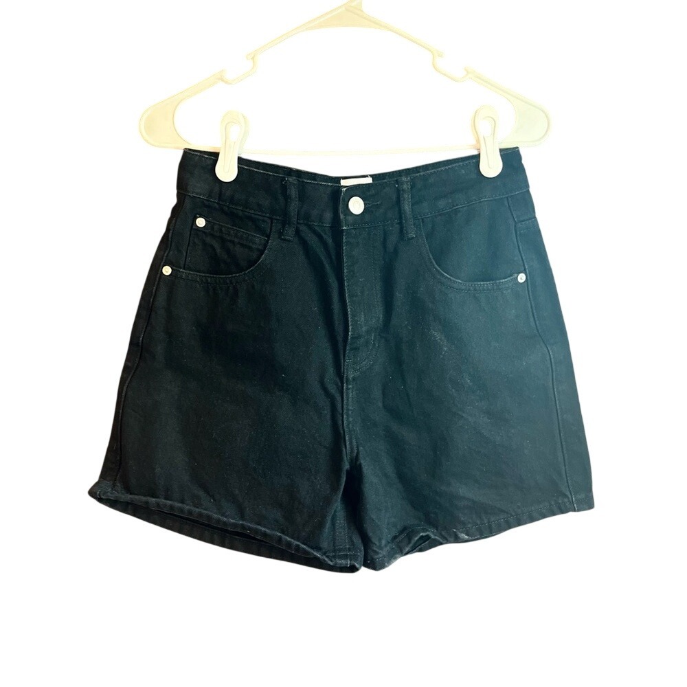 Princess Polly denim Black High Waisted Denim Jean Shorts Size US 4 Pockets‎